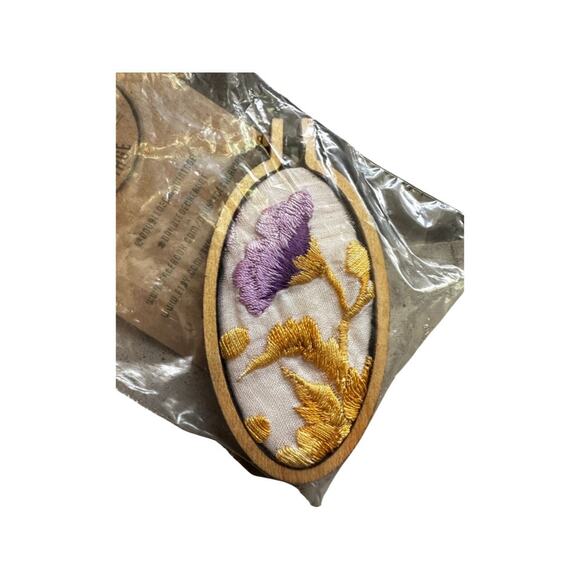 Large Oval Handmade Embroidered Loom Pendants from Vintage Handkerchiefs - Picture 2 of 7